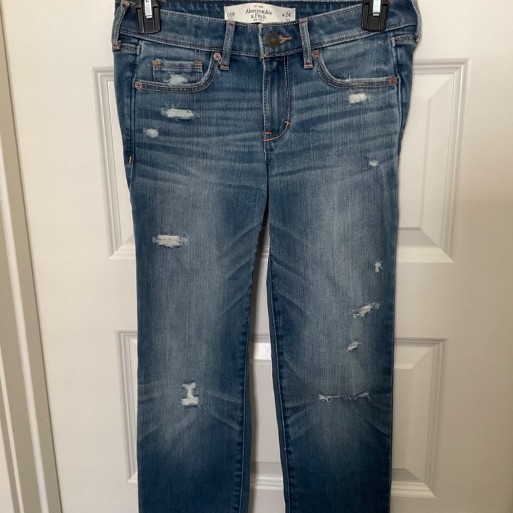 Abercrombie & Fitch Distressed Skinny Jeans - Dark Wash - Size 00/24 - Picture 2 of 12